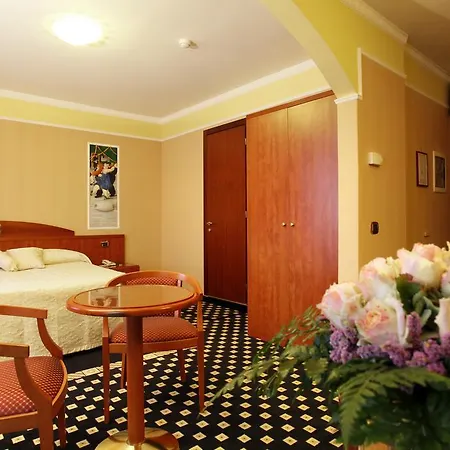 Hotel Boutique Puccini 4*