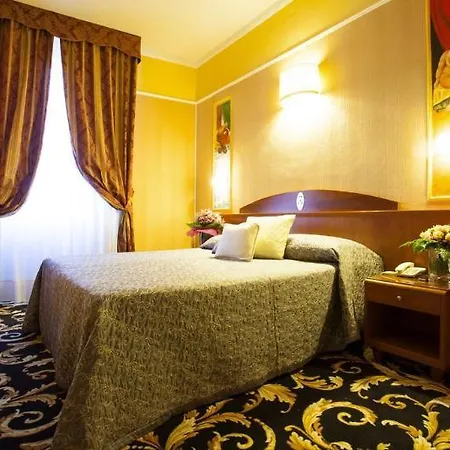 Boutique Puccini Hotel 4*