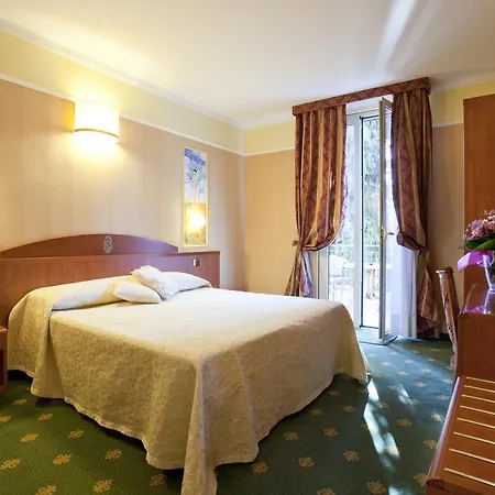 Boutique Puccini Μοντεκατίνι Τέρμε