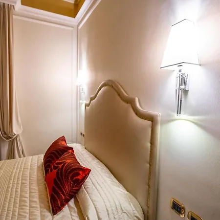 Boutique Puccini Ξενοδοχείο 4*